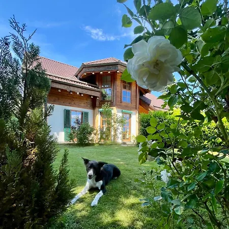 La Dolce Im Tiroler-holzhaus
